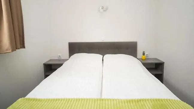 Domek Kempingowy Semesterbostad Chałupy